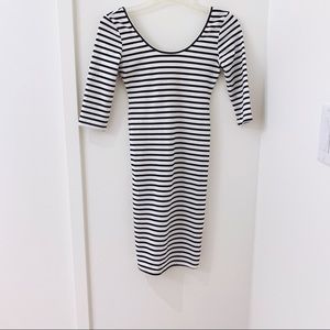 Red Clover || Bodycon Dress